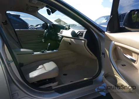 2014 BMW 320I z USA, uszkodzony, nr VIN WBA3B1C57EK134713